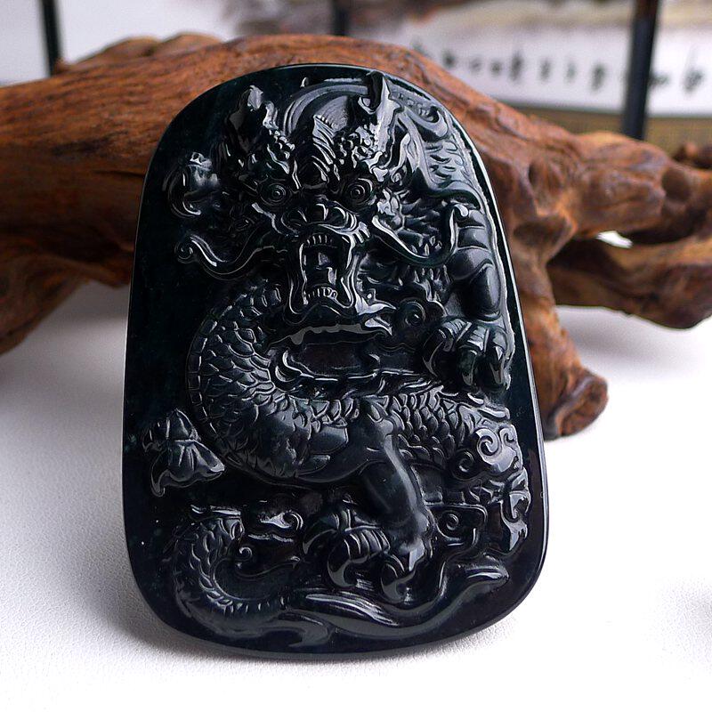 霸气龙牌拍卖 天然a货翡翠龙牌挂坠30.88g