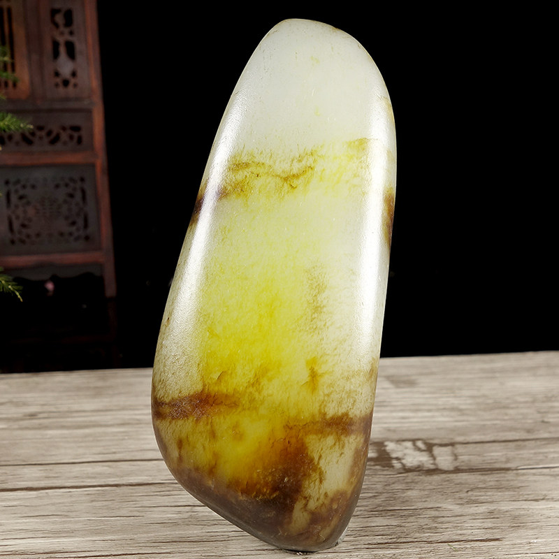 【石来运转】和田玉 黑皮原料 原石手把件230.5克 和田玉拍卖
