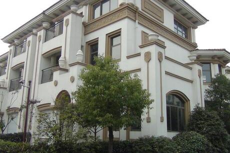 【第一次拍卖】沭阳县沭城街道湖玺庄园10幢01号别墅