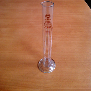 20ml玻璃刻度量筒化学实验仪器化玻直型量杯非塑料