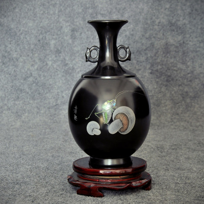 中国黑陶艺术大师 刘德功 手工影雕作品《蘑菇蝈蝈》重量级小精品