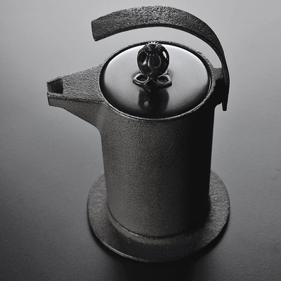黑川雅之作品-irony ir-r 日本传统工艺铸铁壶