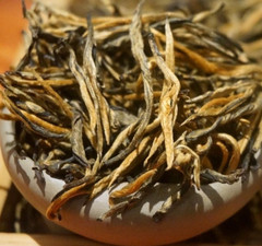 红茶 2016年早春 一芽一叶松针滇红比茶经典58浓郁 特级工夫红茶