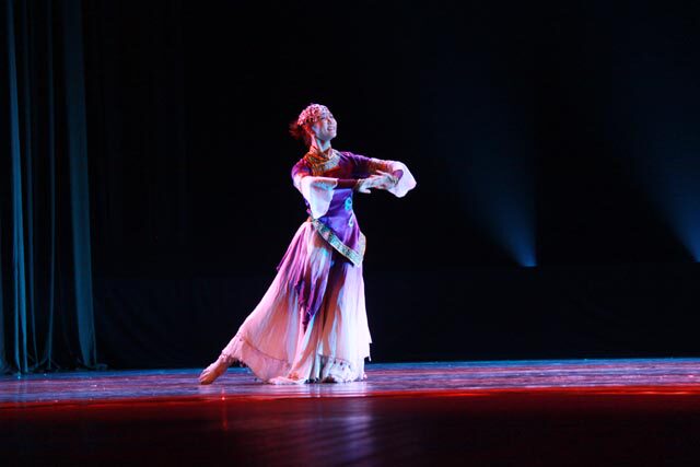 热销桃李杯演出服_红果果演出服饰桃李杯女子其其格玛舞蹈服民族服饰