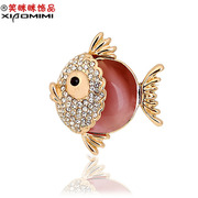 Email Korean Crystal rhinestones brooch women smiling goldfish fancy brooch pin clasp Korea jewelry