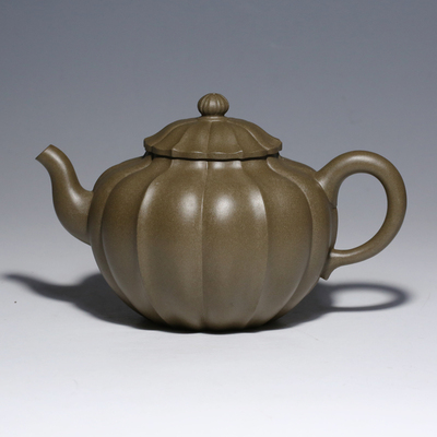 全手工一等奖获得者 潜力青年陶艺家 蒋敏杰【莲子筋囊】