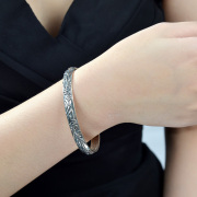 Thai court ladies vintage Thai silver engraved silver 925 Silver open heart bracelet engraved with new products