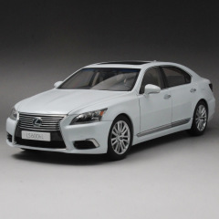 奥拓 1:18 雷克萨斯 LEXUS LS600hL 2013 凌志轿车 汽车模型车模