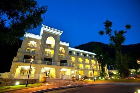 西穆尔度假及 Spa 酒店