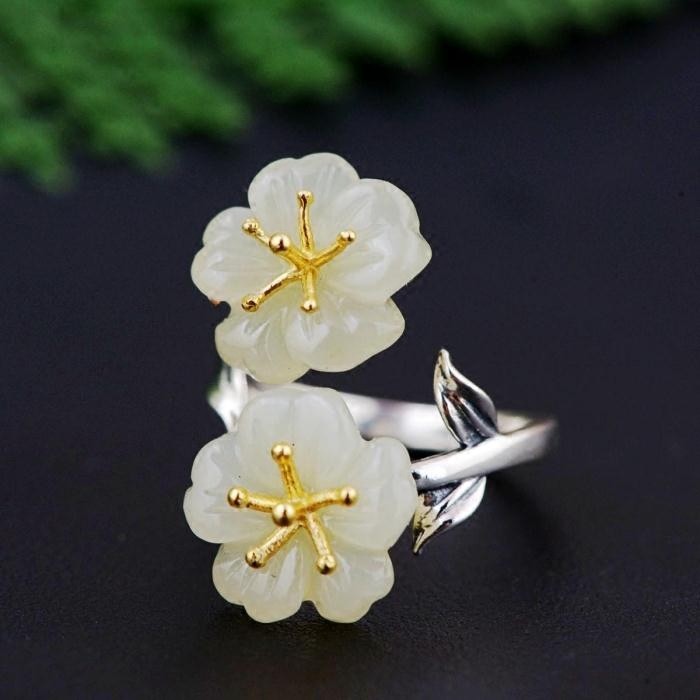 s925纯银韩版和田玉镶嵌梅花满枝开口戒指百搭清新女士纯银指环