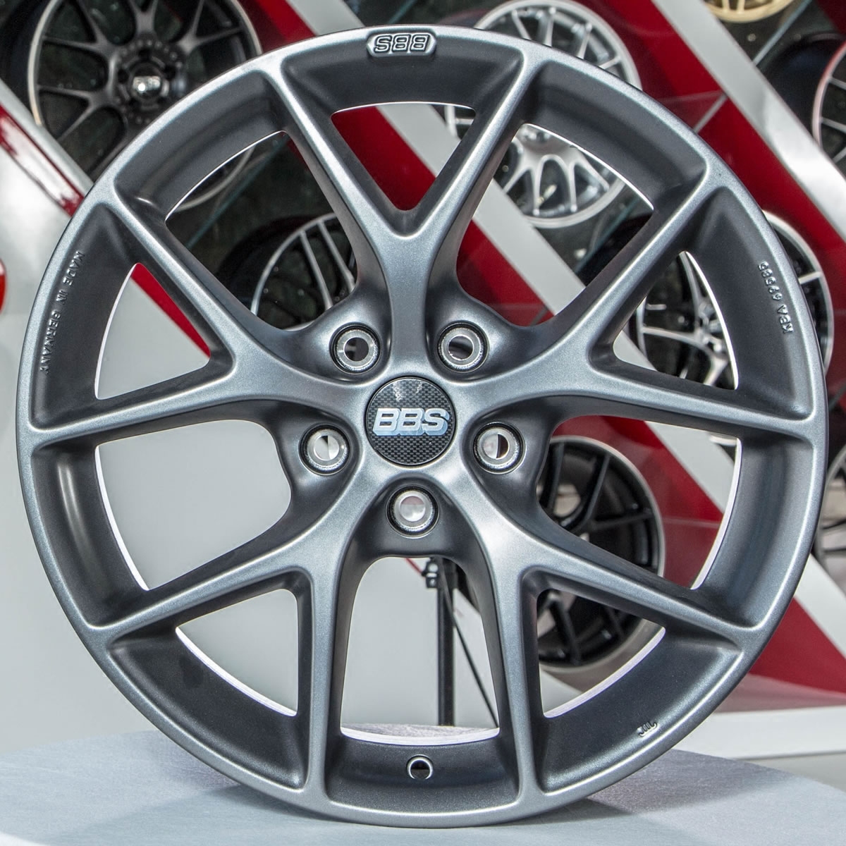 bbs授权实体店 sr 灰 17 18 19寸改装轮毂