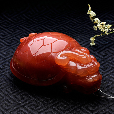 纯天然黄龙玉金红独当一面赑屃挂件124.3g s6803