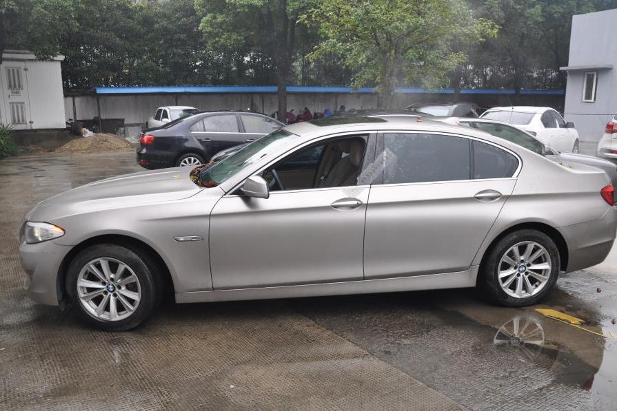 【第一次拍卖】浙f928b1宝马牌bmw7201kl小型轿车一辆