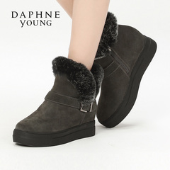 Daphne/达芙妮16冬新厚底扣饰短靴 时尚圆头毛绒雪地靴1516608005