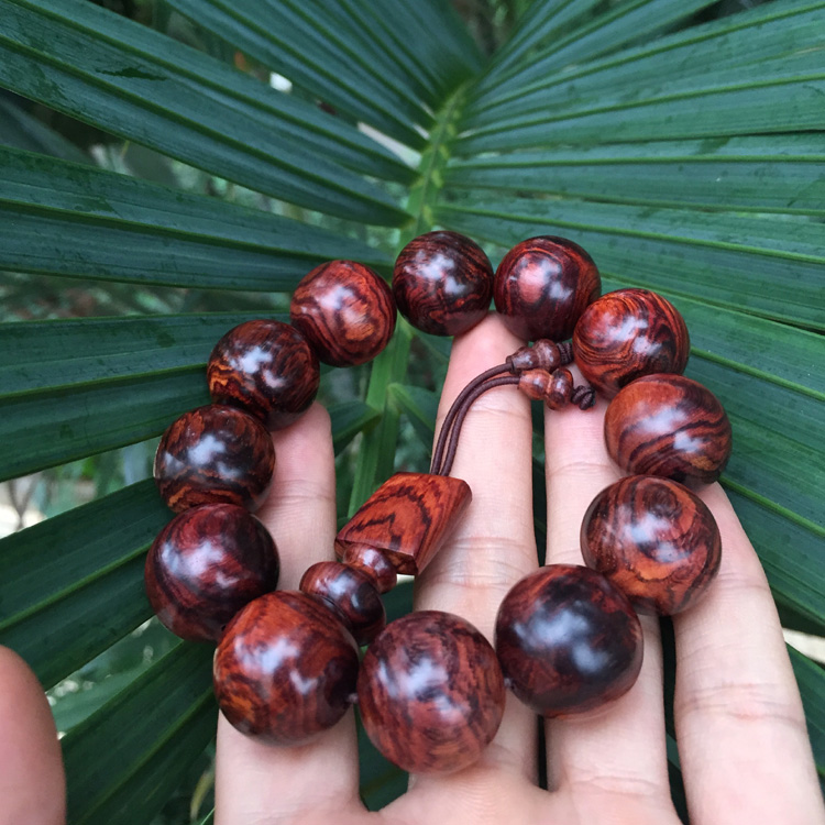 Seafood yellow Hainan Pear Zhengxintai Grimace Avocado Old material Hainan Danzhou Blacksmithin the Arts and crafts , Religious Crafts , Beads/Prayer beads , Beads bracelet  category - from Buy2taobao.com to provide professional Taobao agent buy service