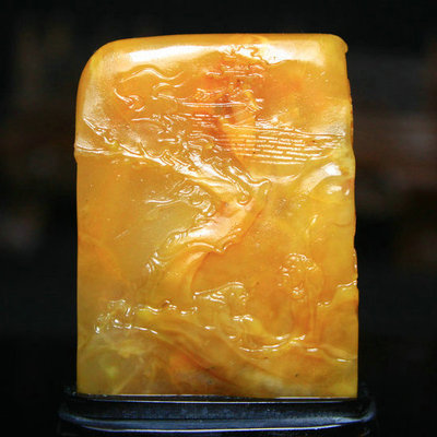 昌化田黄冻石摆件《雅聚》72.61g