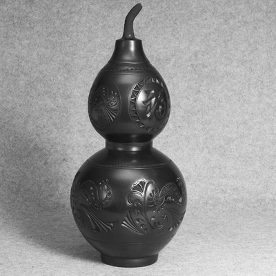 中国黑陶艺术大师 张国庆《福寿葫芦》纯手工阳刻及垛刀 h140957