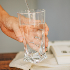 水晶玻璃水杯子家用无盖耐热耐高温茶杯果汁饮料杯加厚透亮啤酒杯