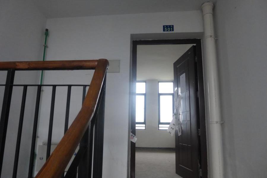 【第一次拍卖】海宁市长安镇星星港湾花园金沙苑33幢1单元501室(一拍)