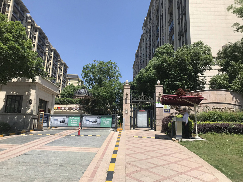 【第一次拍卖】南京市浦口区江浦街道白马路88号融侨观邸07幢1单元304