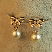 Escort Korea fashion jewelry new simple small bow on faux Pearl Earrings ear acupuncture ear jewelry