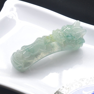 天然a货翡翠老坑冰种漂花龙钩47.57g