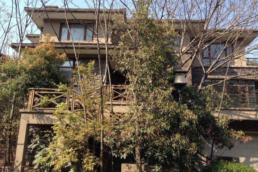 【第二次拍卖】杭州市萧山区城厢街道休博园一区提香别墅9幢房地产及