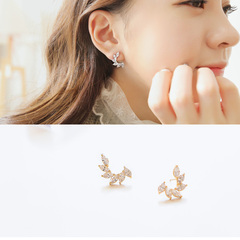 Korean version of the exquisite zirconium Crescent non-pierced earrings ear clip ear bone clip earrings ear cushion clamps