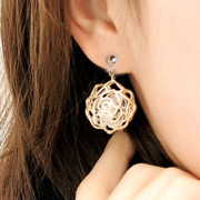 New Korean rhinestones cut roses in spring and summer earrings Lady decorative earrings earrings jewelry