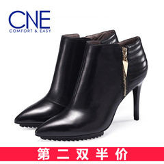 双CNE真皮革短靴羊皮尖头细高跟及踝靴短筒靴6T91305