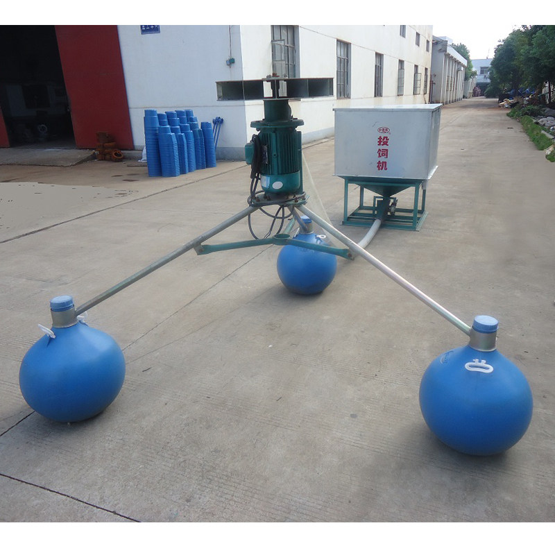 小青青 渔愉鱼 投料机  管道投料机 适用大水面 预定2-5天发货