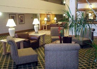 Holiday Inn Express & Suites San Antonio East I10