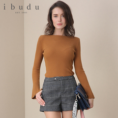 ibudu2017春装新款 性感一字领修身针织衫喇叭袖毛衣女E718609M00