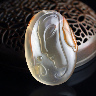 苏工建忠玉雕侧脸观音吊坠17.798g