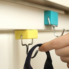创意磁铁挂钩 强力磁吸强磁性 微波炉冰箱门后无痕免钉方形小挂钩