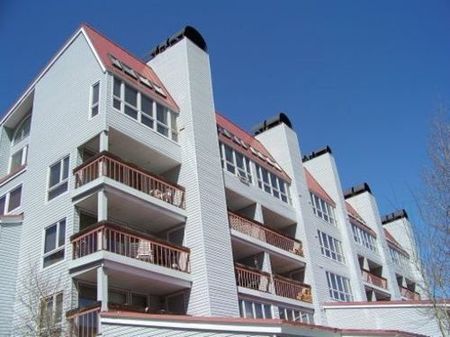 落基山脉关口集团山间小屋乡村里夫塞德公寓酒店