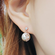 Korean fashion wild temperament fresh new leaves of diamond stud earrings Pearl Earrings new products, Japan and South Korea post