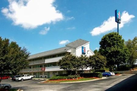 亚特兰大塔克东北部 6 号汽车旅馆