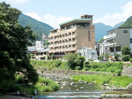 箱根水明荘