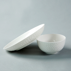 高档欧式餐具套装浮雕骨瓷餐具纯白饭碗面碗家用陶瓷创意碗碟套装