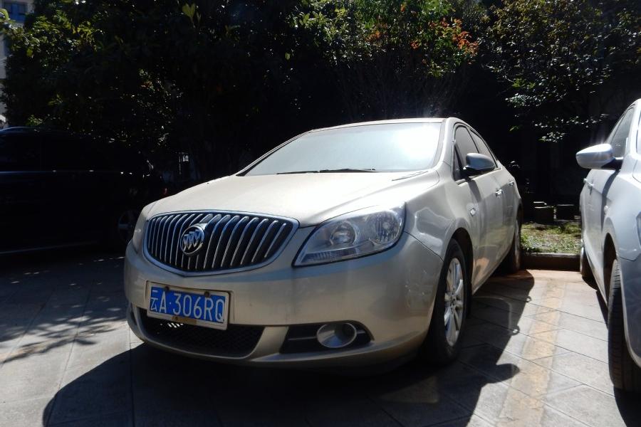 【变卖】云a306rq别克牌sgm7161mtb小型轿车一辆