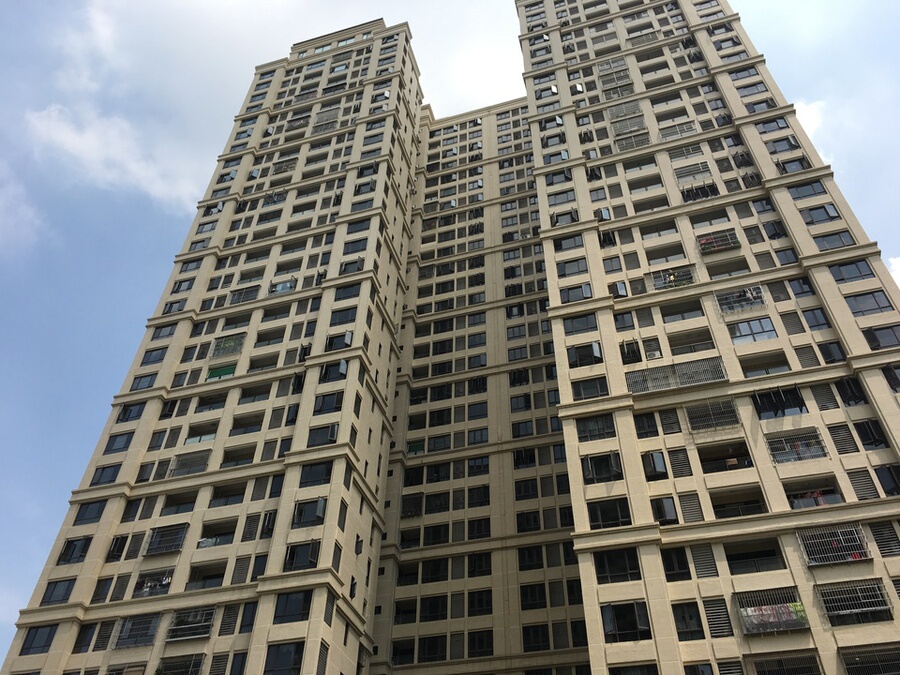 【第一次拍卖】位于广东省佛山市南海区大沥镇岭南路83号保利公馆24栋