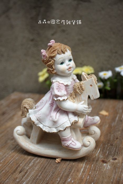 古董娃娃 外贸树脂做旧美式乡村怀旧骑木马小娃娃家居装饰品摆件