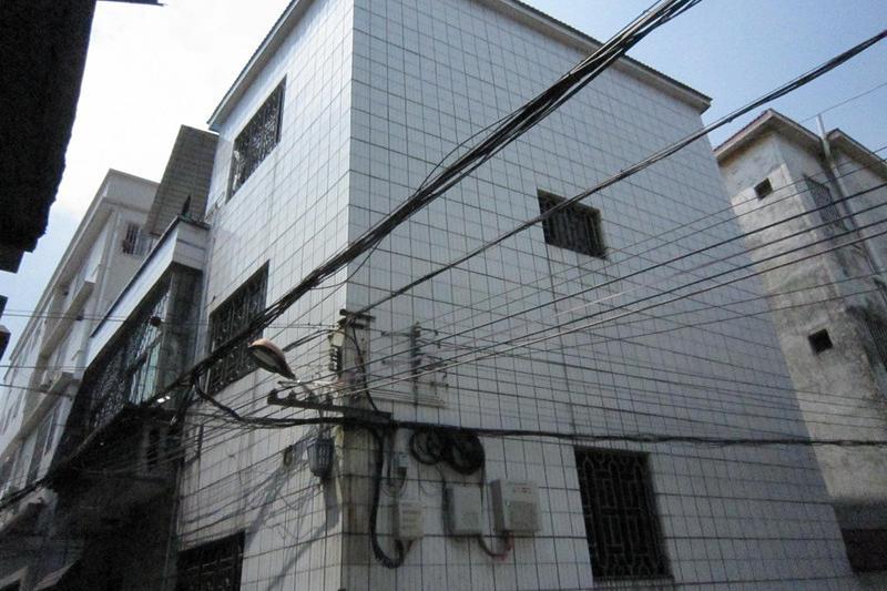 佛山市禅城区人民法院关于佛山市顺德区均安镇三华社区居民委员会荣锦