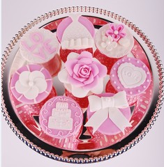 凡西创意烘焙婚礼甜品桌百日宴甜品桌梦幻粉翻糖纸杯蛋糕 12枚
