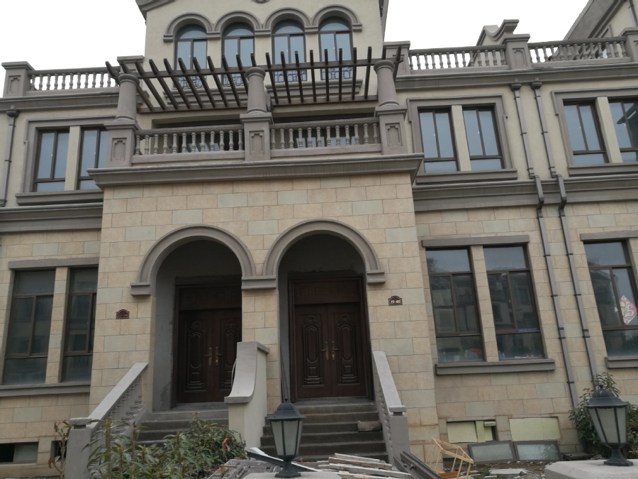 【第一次拍卖】新沂市经济开发区江苏路88号天坤*香缇美墅27-03室房产