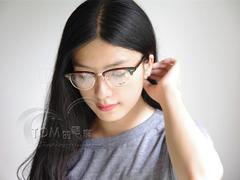 Tom的陋室 烈火奶奶的店 雷朋吧鉴定大神的店