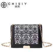 Qi XI-branded bags autumn 2015 new vintage carved leather Small Crossbody bag featured chain bag surge