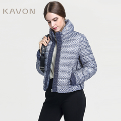 Kavon/卡汶 秋冬品牌 时尚立领牛仔纹理可调下摆厚短款羽绒服女