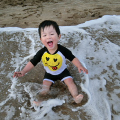 【阿小轩】婴幼儿沙滩宝宝夏季新款泳衣 卡通笑脸分体泳衣泳裤